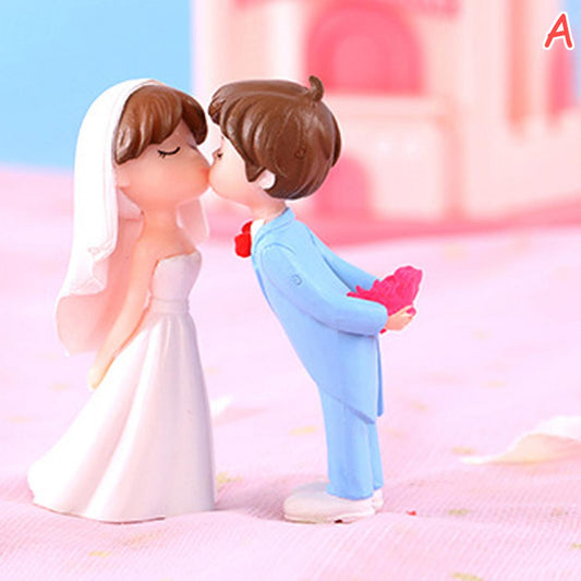 1 Pair Of Cartoon Romantic Wedding Couple Figurines Garden Micro Landscape Pendant Diy Plastic Craft Garden Scene Decoration Jing